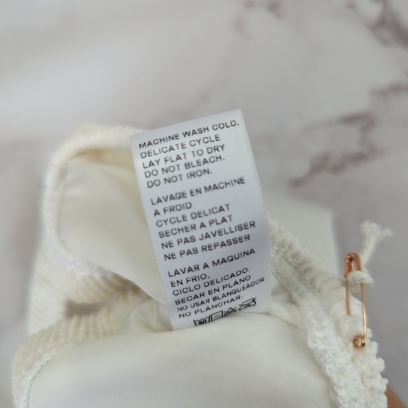 Good American Swim Top Women White Crinkle Band Bandeau Strapless - Picture 10 of 11